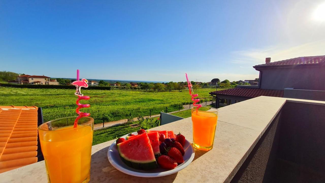 Villa Robert Kaštelir Esterno foto