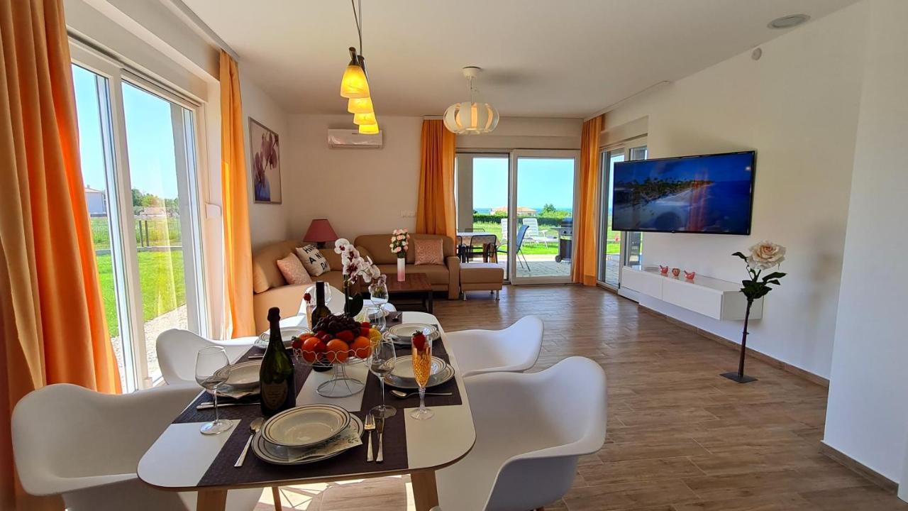 Villa Robert Kaštelir Esterno foto