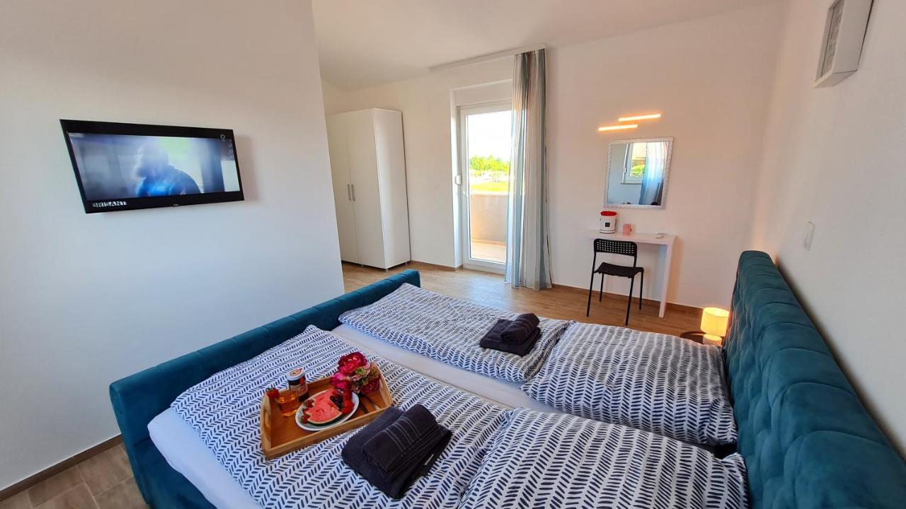Villa Robert Kaštelir Esterno foto